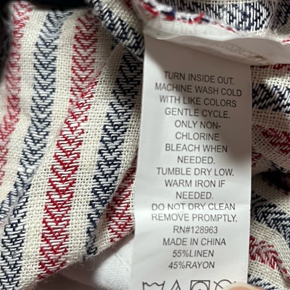 Indigo Rein Tie Front Paperbag Waist Shorts - Striped Red Women’s Size Small - Picture 7 of 9